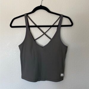 Vuori Ribbed Crop Top